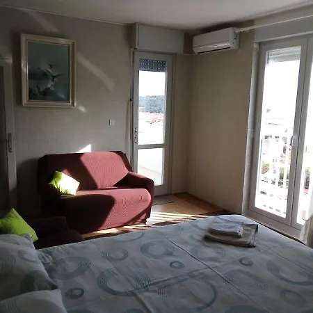 Apartman Saric * 马卡尔斯卡