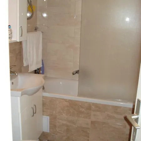 公寓 Apartman Saric *