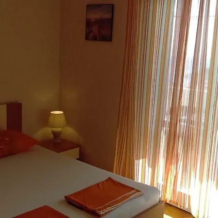 公寓 Apartman Saric *