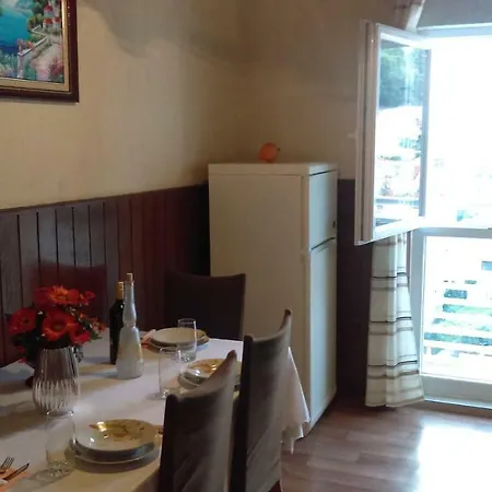 Apartman Saric 马卡尔斯卡